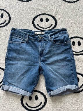 Bermuda Jean shorts